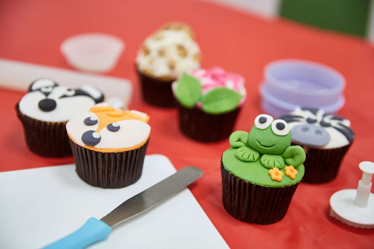 SF - Cupcake Decorating. Minimum age 8